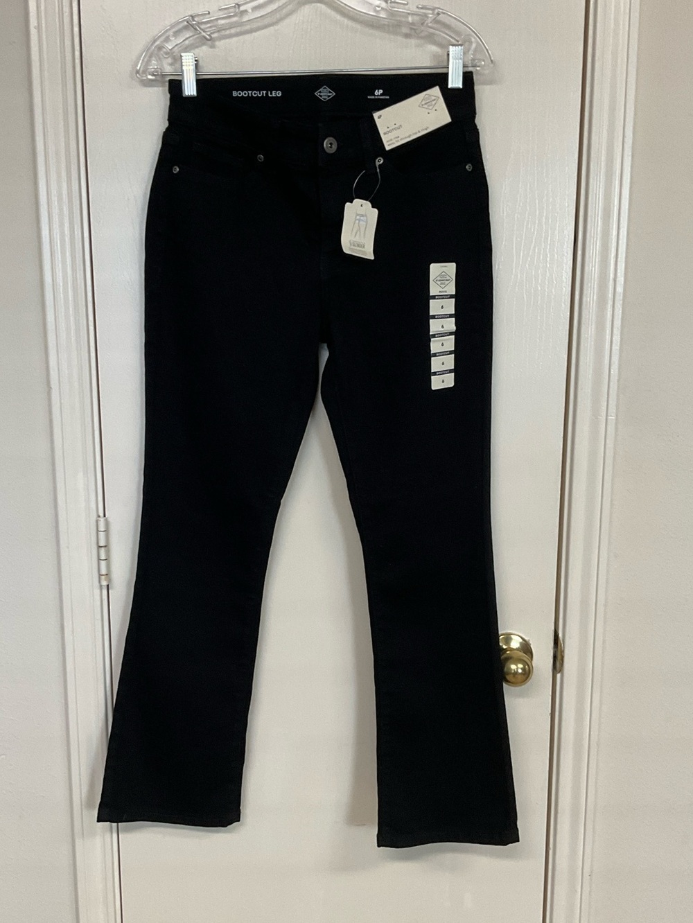 St. John's Bay Bootcut Black Petite Size 6P NWT